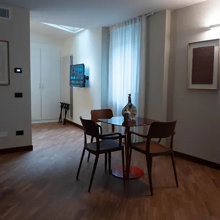 Loggia Corte Sgarzerie * ורונה