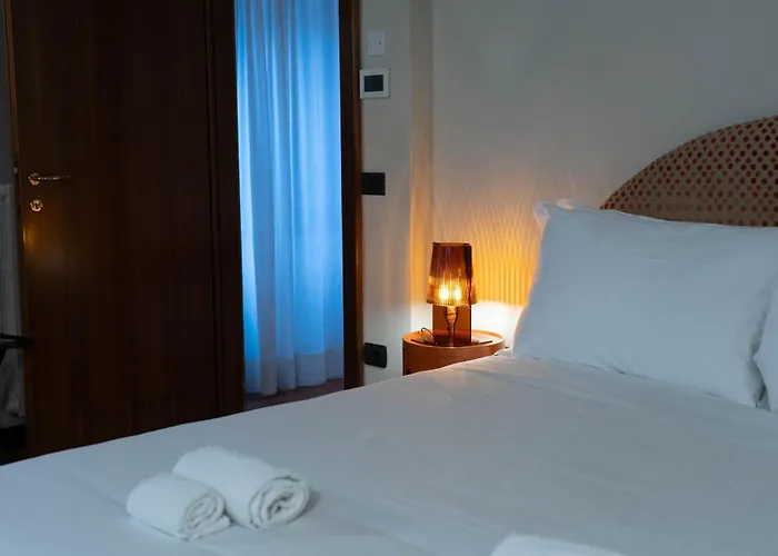 Loggia Corte Sgarzerie *