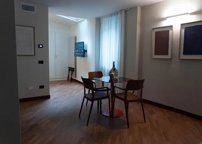 Loggia Corte Sgarzerie * 维罗纳